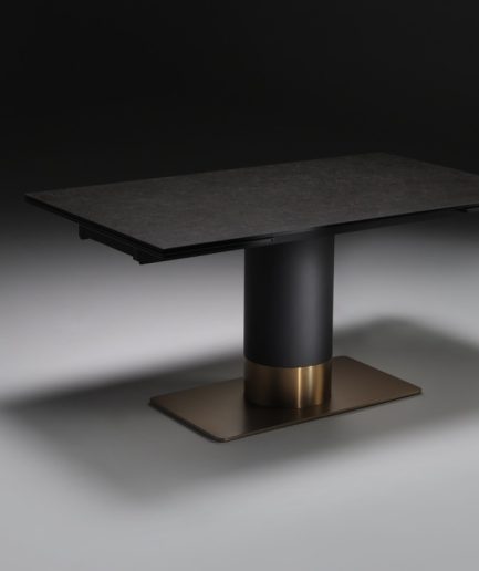 Mat Siyah Porselen Masa